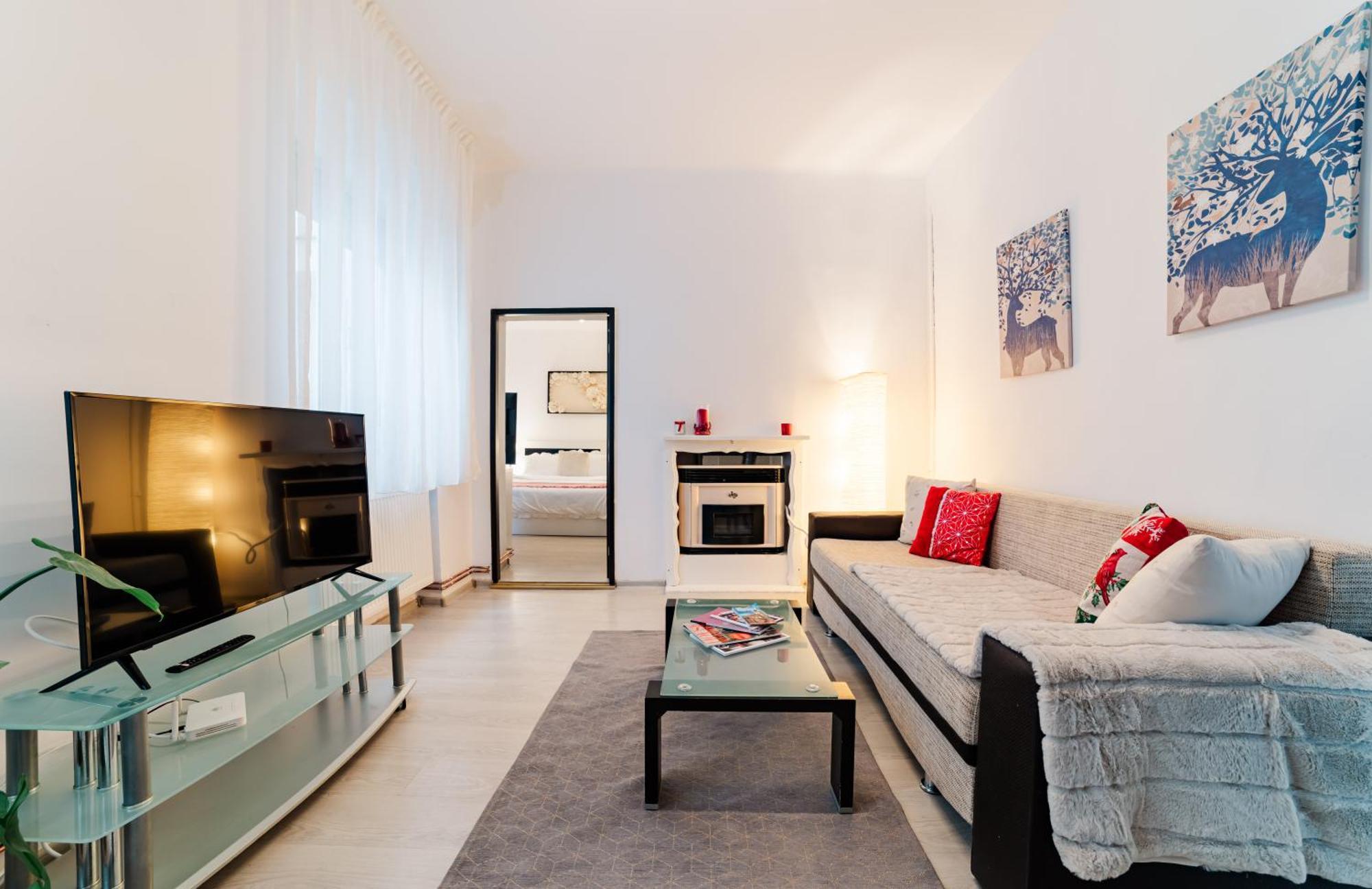 Albert Residence With Complimentary Parking Braşov Buitenkant foto